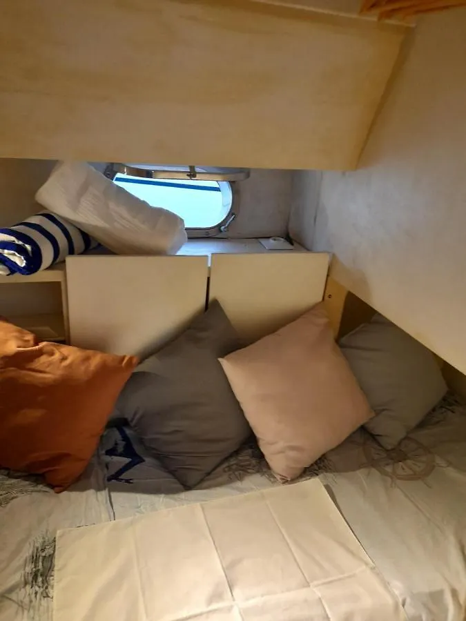 Botel Barco Lucky Hotel Sant Adria de Besos