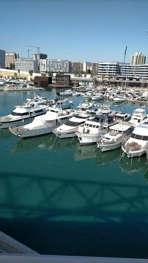 Barco Lucky Hotel Sant Adria de Besos Botel